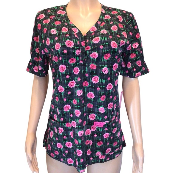 KOI Betsey Johnson B126PR Women’s Canola Scrub Top Size Small Pink Roses - Picture 4 of 10